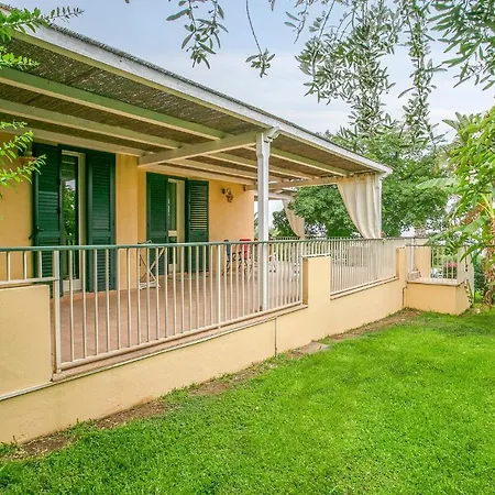 Holiday home Awesome In *